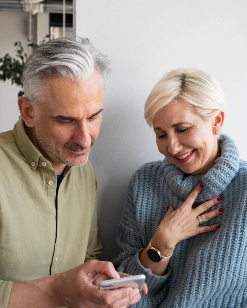 old-couple-learning-use-technology